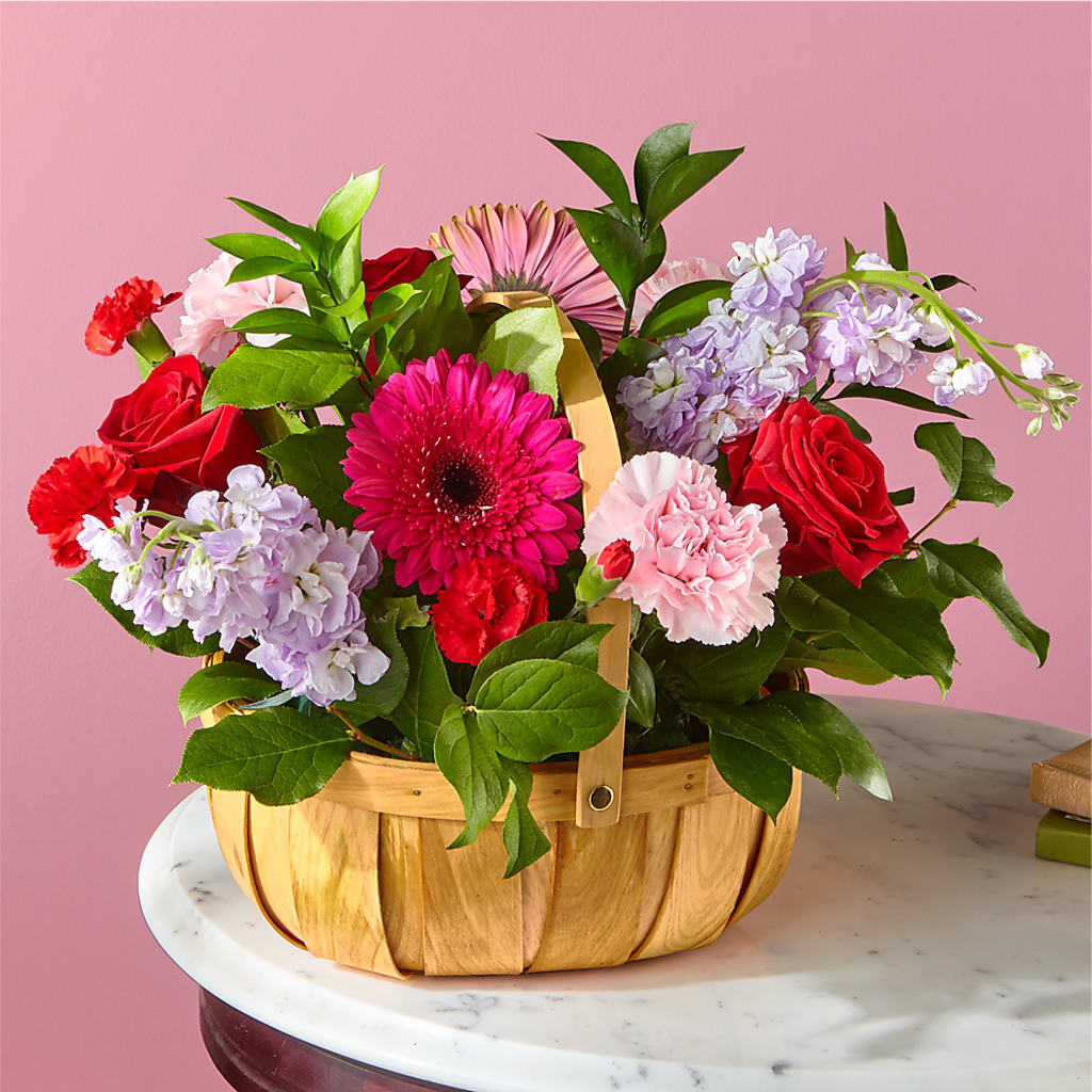 Pink Picnic Basket – GEORGE'S FLOWERS, Los Angeles CA