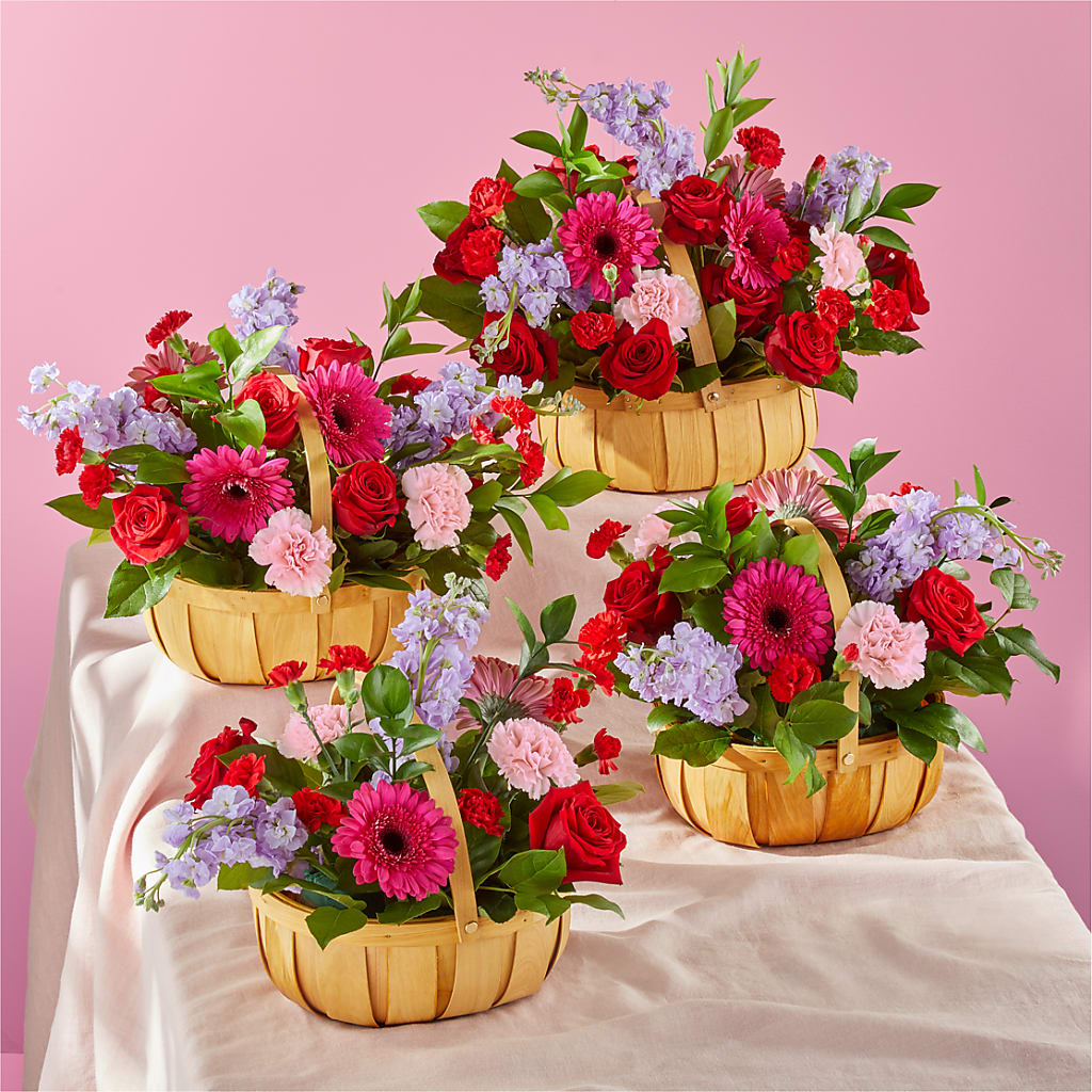 Pink Picnic Basket – GEORGE'S FLOWERS, Los Angeles CA
