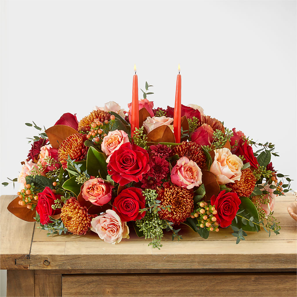 Gather Near Centerpiece – GEORGE'S FLOWERS, Los Angeles CA