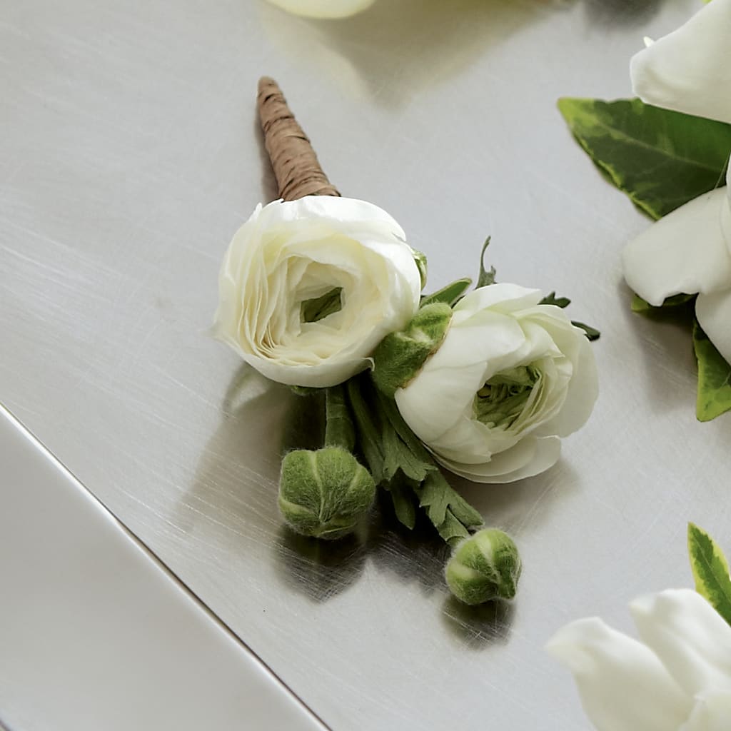 White Ranunculus Boutonniere – GEORGE'S FLOWERS, Los Angeles CA