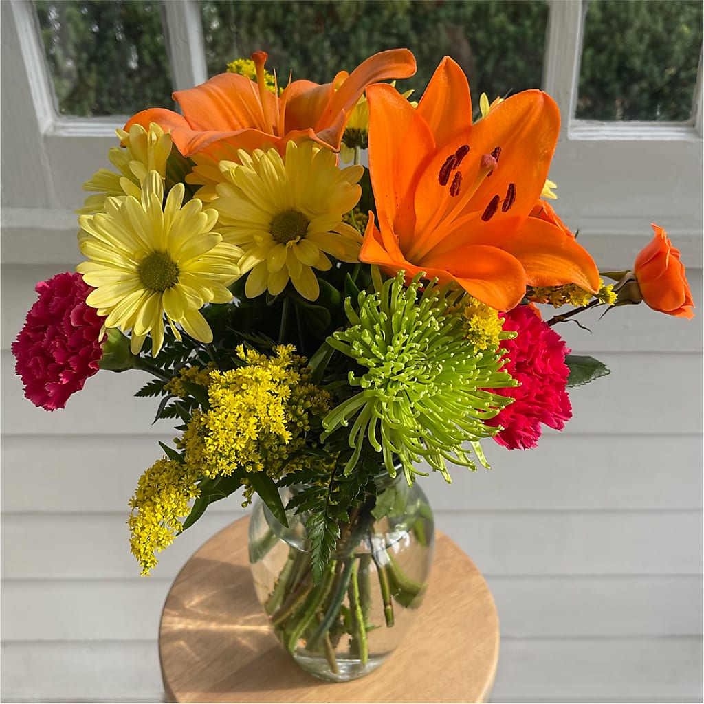Bold & Bright – A Florist Original – GEORGE'S FLOWERS, Los Angeles CA