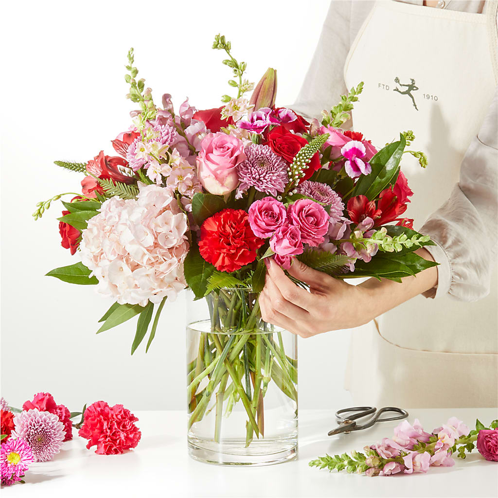 Swooning Over You - A Luxury Florist Original – GEORGE'S FLOWERS, Los Angeles CA