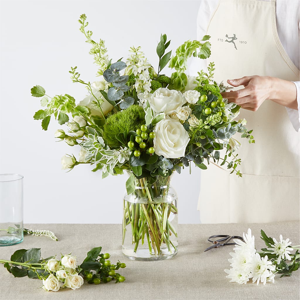 Irish Garden - A Florist Original – GEORGE'S FLOWERS, Los Angeles CA