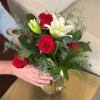 Glittering Lights Bouquet – GEORGE'S FLOWERS, Los Angeles CA