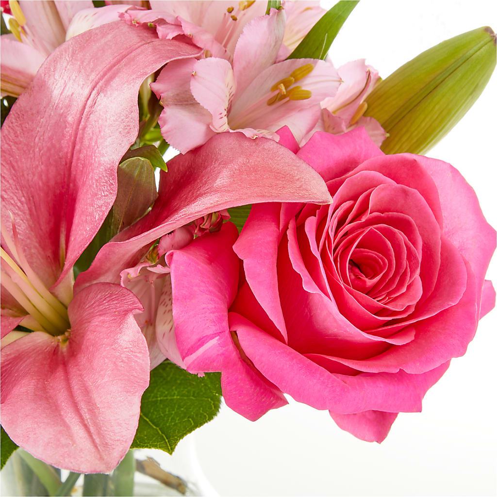Lots of Love Bouquet – GEORGE'S FLOWERS, Los Angeles CA