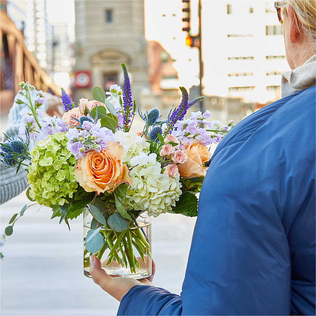 Porch Swing Bouquet – GEORGE'S FLOWERS, Los Angeles CA