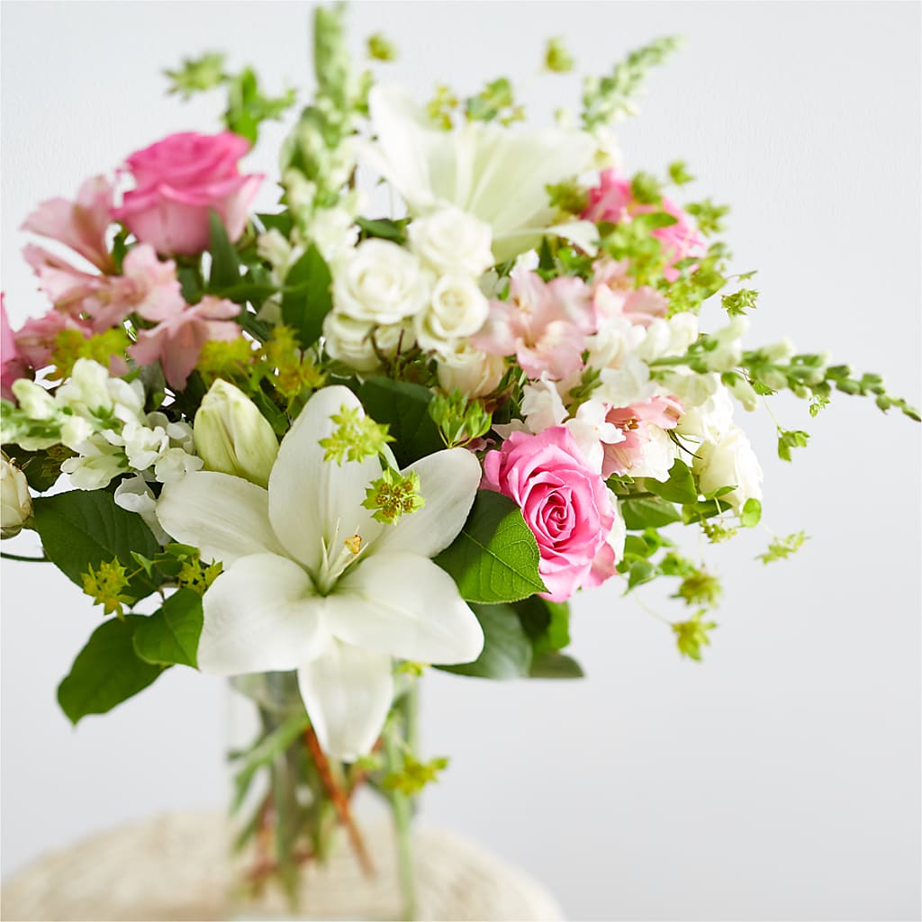 Fondly Bouquet – GEORGE'S FLOWERS, Los Angeles CA