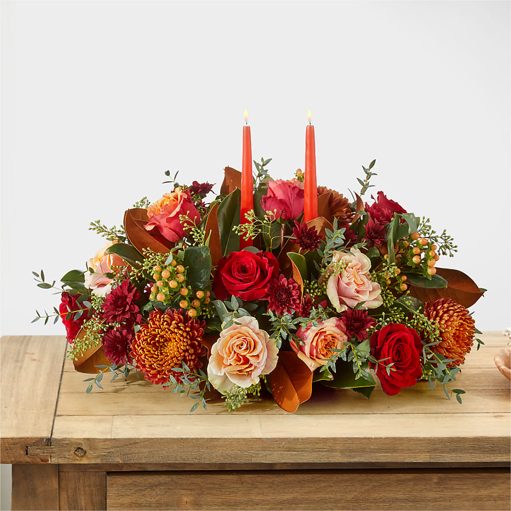 Gather Near Centerpiece – GEORGE'S FLOWERS, Los Angeles CA